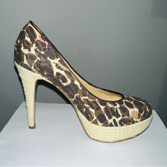 NINE WEST SIZE  6 STILETTO PLATFORM ANIMAL PRINT - Picture 6 of 6